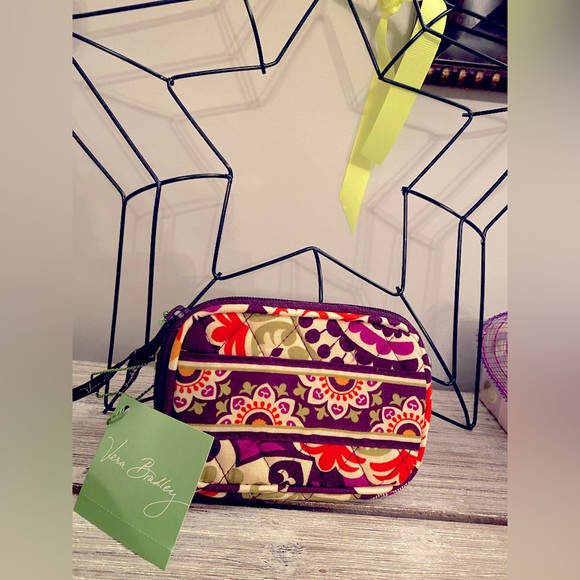 !RARE! Vera Bradley Tech Case ✨ Plum Crazy - Picture 4 of 9